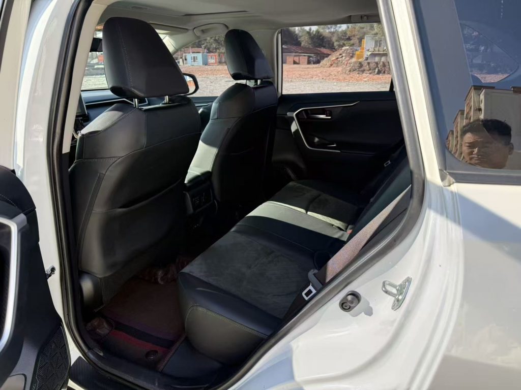 Toyota RAV4 2021 Model 2.0L CVT 4WD Style PLUS Edition - Huishida Trading