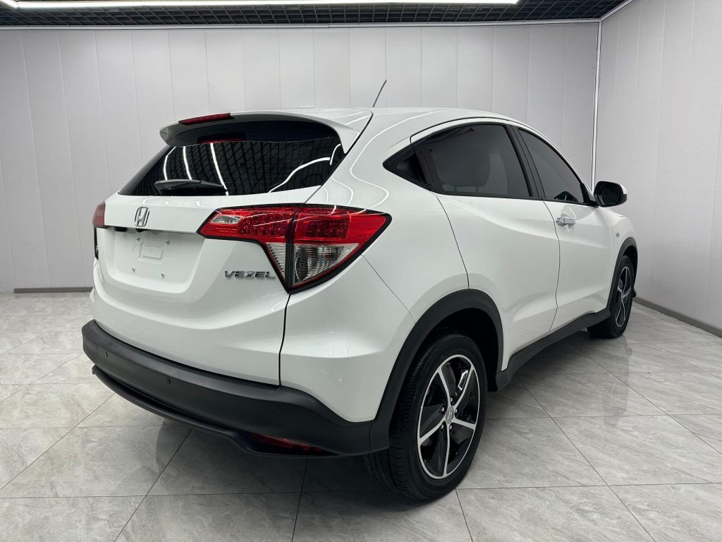 Honda Vezel 2020 1.5L CVT Pioneer Edition - Huishida Trading