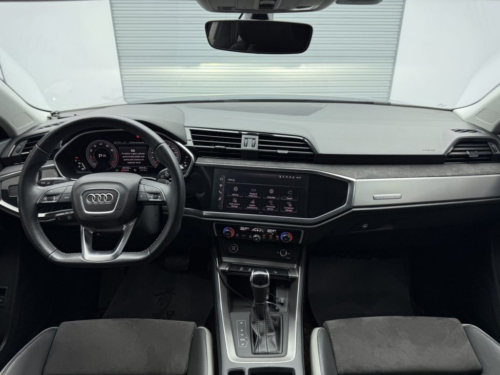 Audi Q3 2022 35 TFSI Sportline - Huishida Trading