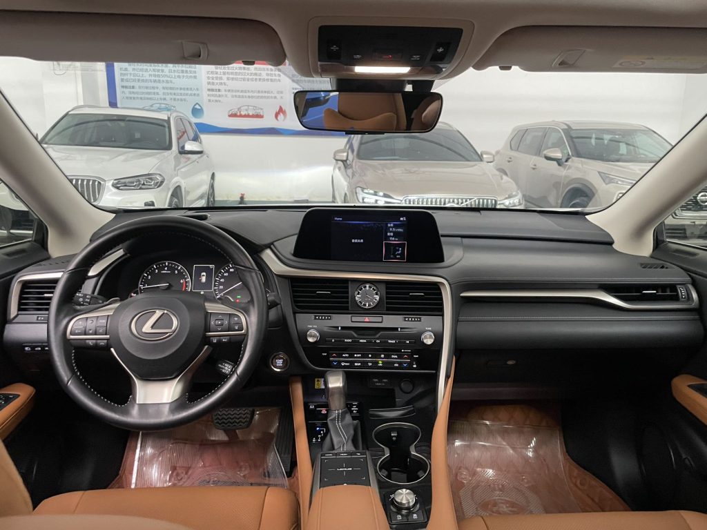 Lexus RX 2020 Facelift 300 FWD Elegance Edition - Huishida Trading