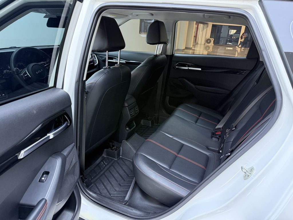 Kia KX3 2021 года 1,5 л CVT Обновленная версия - Huishida Trading