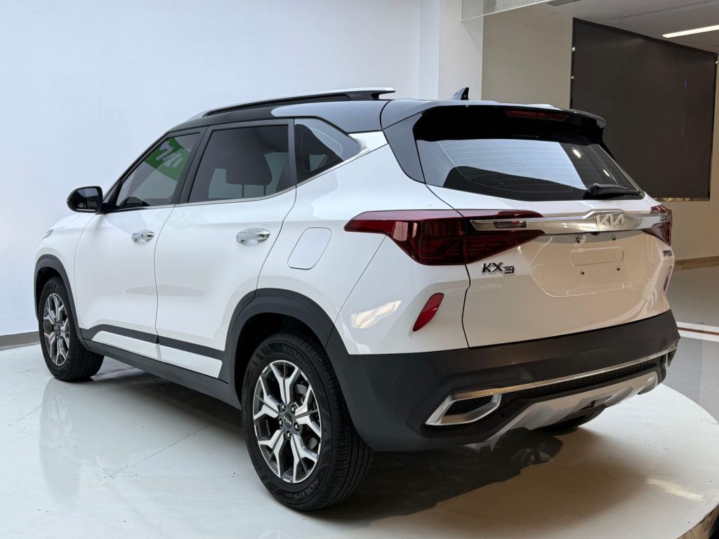 Kia KX3 2021 года 1,5 л CVT Обновленная версия - Huishida Trading