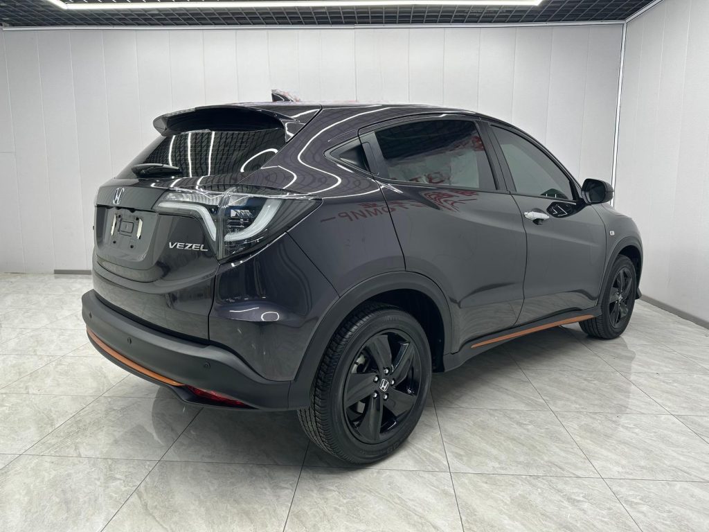 Honda Vezel 2022 1.5L CVT Phantom Night Pioneer Edition - Huishida Trading