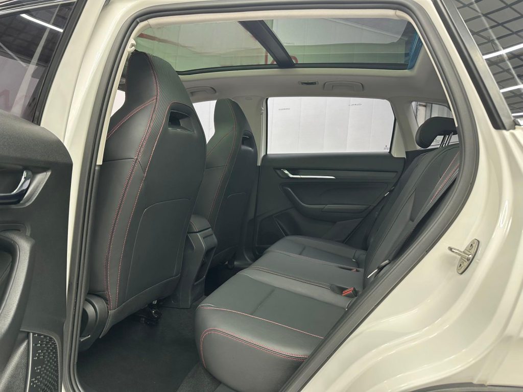 Škoda Kamiq 2022 GT 1,5 л Автоматическая коробка передач Premium Edition - Huishida Trading