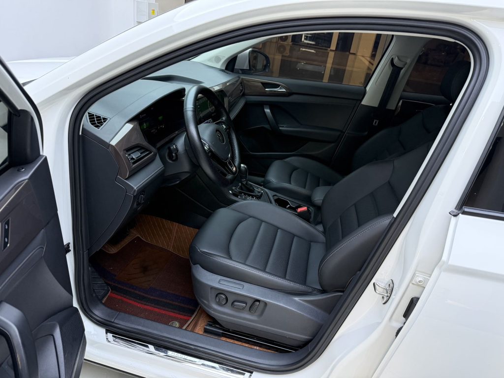 Volkswagen Tharu 2022 года 280TSI Двухколесный привод Luxury Edition - Huishida Trading