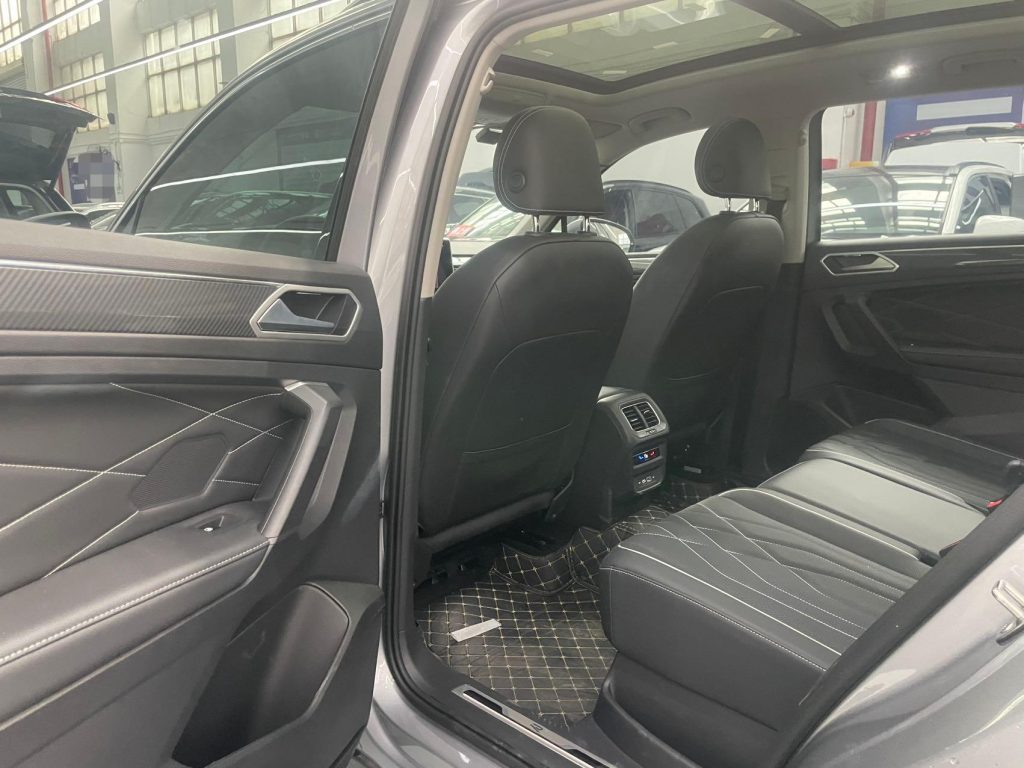 Volkswagen Tiguan L 2023 года 330TSI Автоматическая коробка передач Передний привод R-Line Premium Edition - Huishida Trading