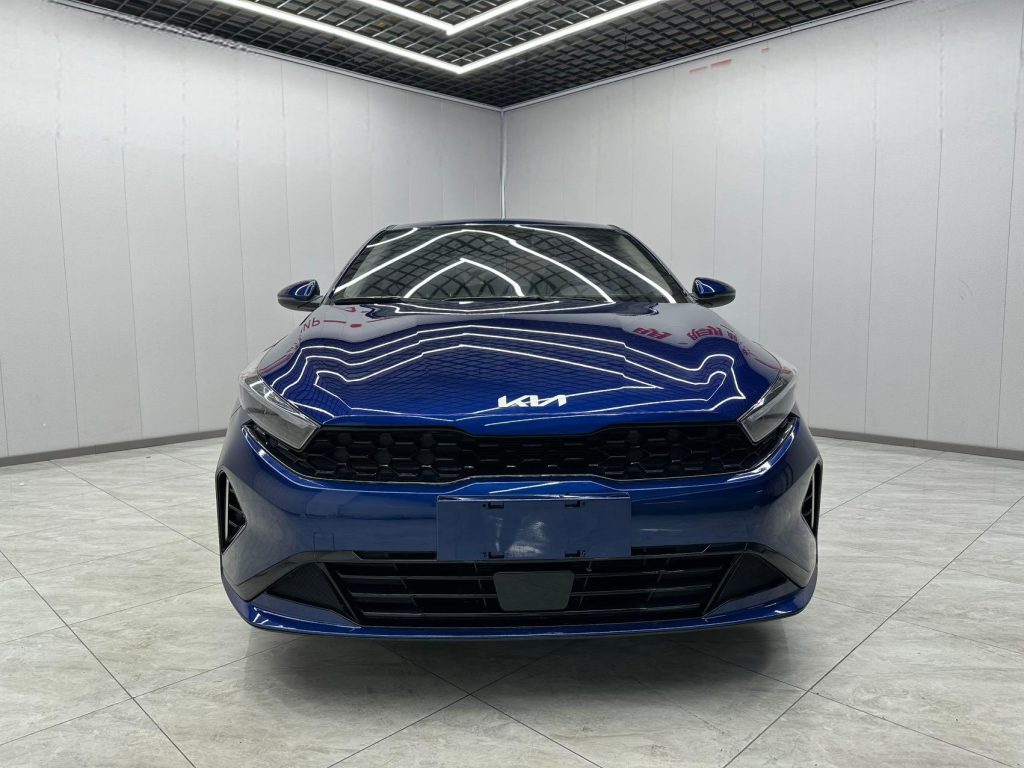 Kia K3 2023 1,5 л CVT Premium Edition - Huishida Trading
