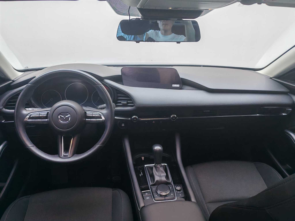 Mazda3 Axela 2021 2.0L Automatic Premium Edition - Huishida Trading