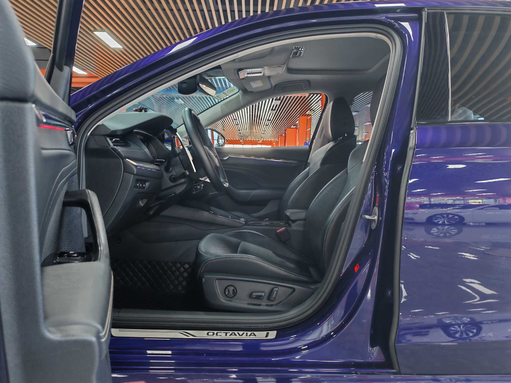 Škoda Octavia 2021 PRO TSI280 DSG Prestige Edition - Huishida Trading