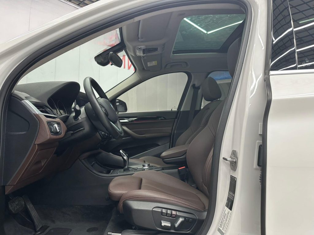 BMW X1 2021 sDrive20Li Fashion Edition - Huishida Trading