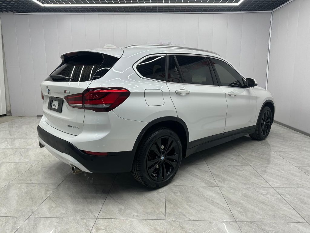 BMW X1 2021 sDrive20Li Fashion Edition - Huishida Trading