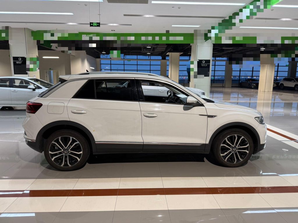 Volkswagen T-ROC 2021 года 280TSI DSG Передний привод Комфорт Smart Connect 30-летие - Huishida Trading