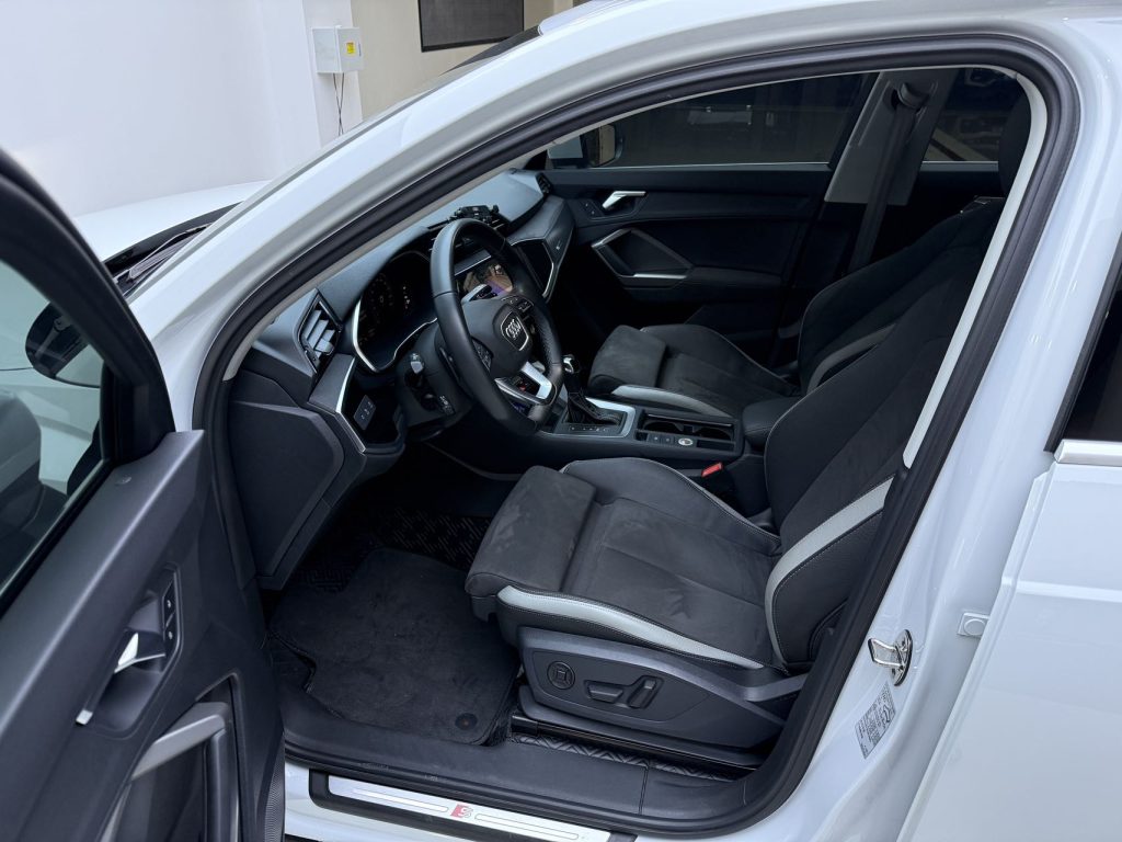 Audi Q3 2022 35 TFSI Sportline - Huishida Trading