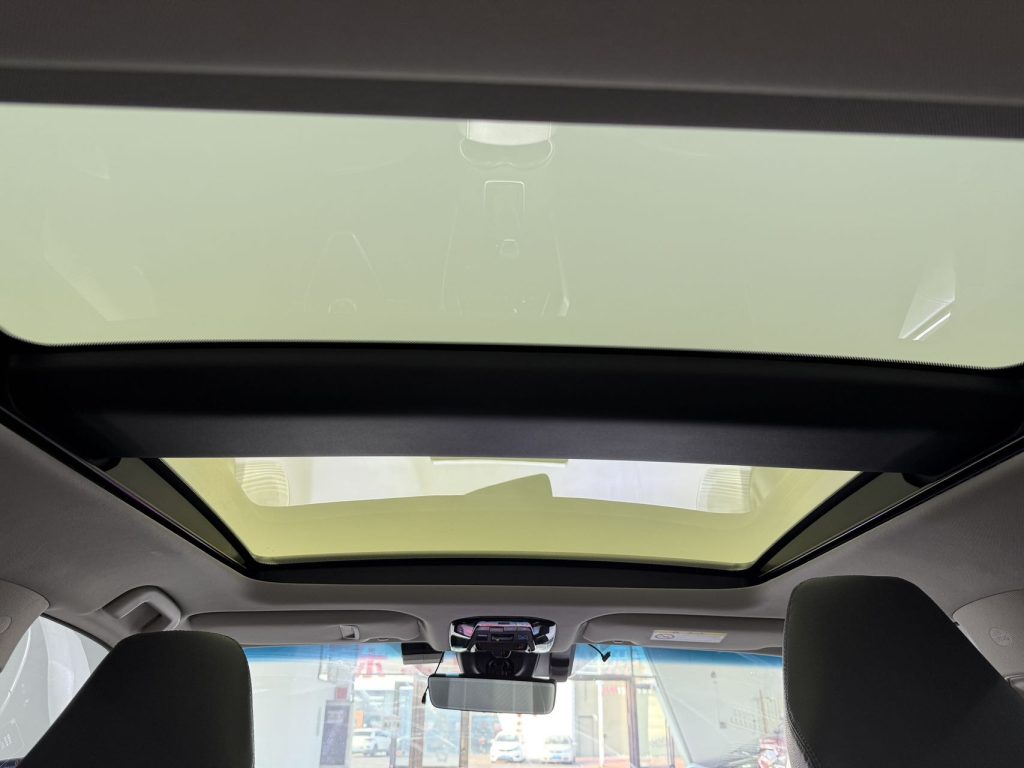 TOYOTA HARRIER 2022 Dual-Hybrid 2.5L CVT 4WD Flagship Edition - Huishida Trading