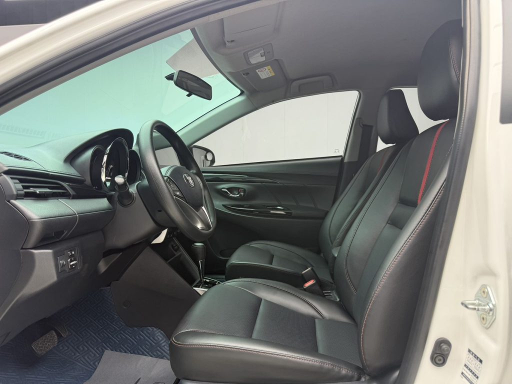 Toyota YARIS L 2022 Yaris X 1.5L CVT Luxury Plus Edition - Huishida Trading