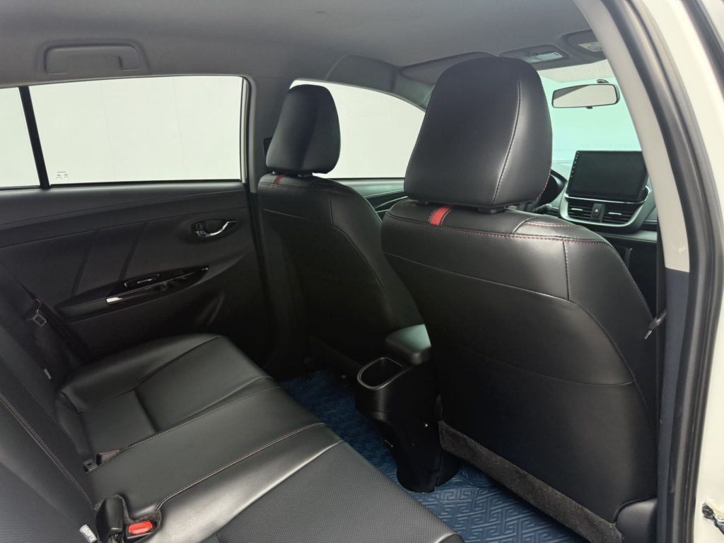 Toyota YARIS L 2022 Yaris X 1.5L CVT Luxury Plus Edition - Huishida Trading