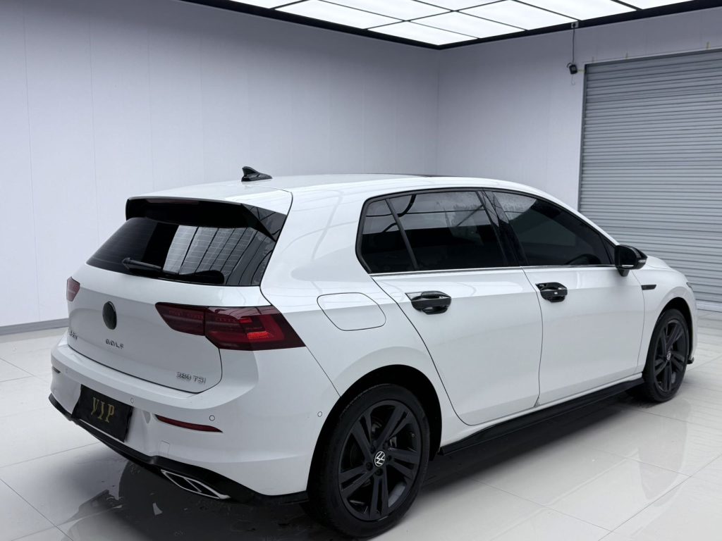 Volkswagen Golf 2023 280TSI DSG R-Line - Huishida Trading