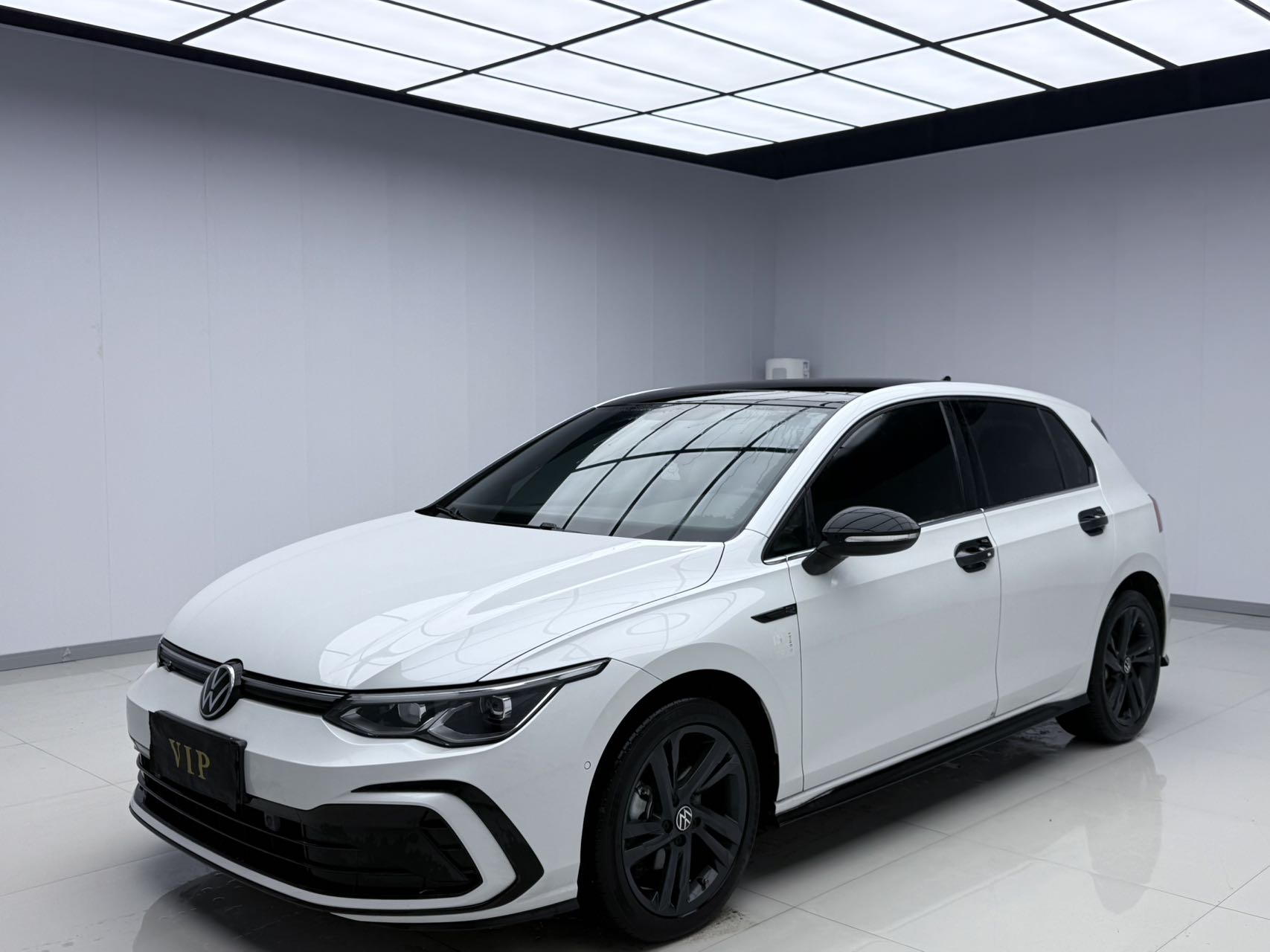 Volkswagen Golf 2023 280TSI DSG R-Line