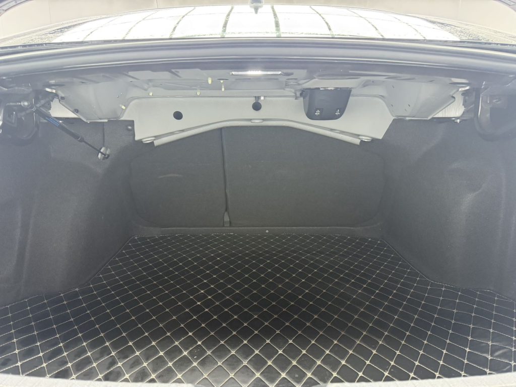 Volkswagen Sagitar 2021 280TSI DSG Luxury Smart Connect Edition - Huishida Trading