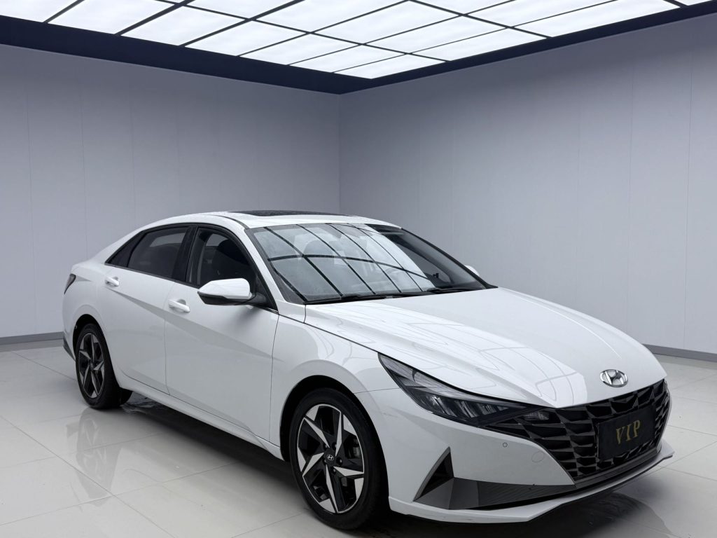 ELANTRA Модель 2022 года 1,5 л CVT LUX Prestige Edition - Huishida Trading