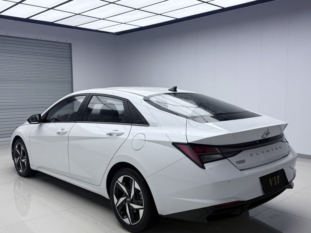ELANTRA Модель 2022 года 1,5 л CVT LUX Prestige Edition - Huishida Trading
