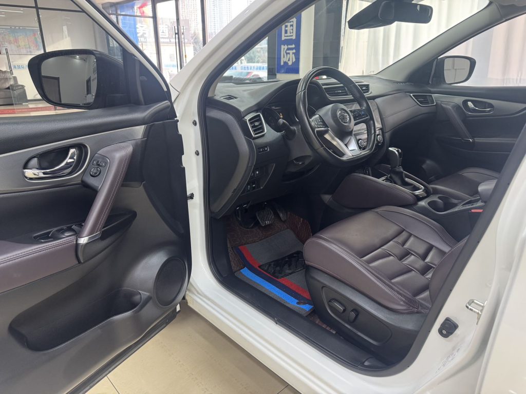 Nissan QASHQAI 2022 года 2,0 л CVT XV TOP Flagship Edition - Huishida Trading