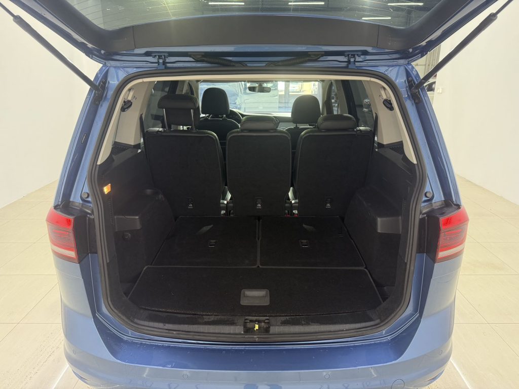 Volkswagen Touran Модель 2021 года L 280TSI DSG Comfort Edition 7-местный - Huishida Trading