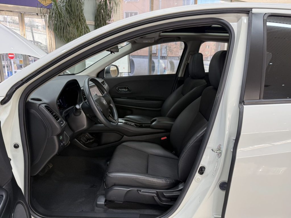 Honda Vezel 2022 года 1,5 л CVT Elite Smart Enjoy Edition - Huishida Trading