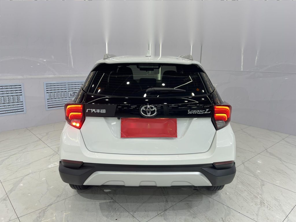 Toyota YARiS L 2022 Модель YARiS X 1.5L CVT Premium Edition - Huishida Trading