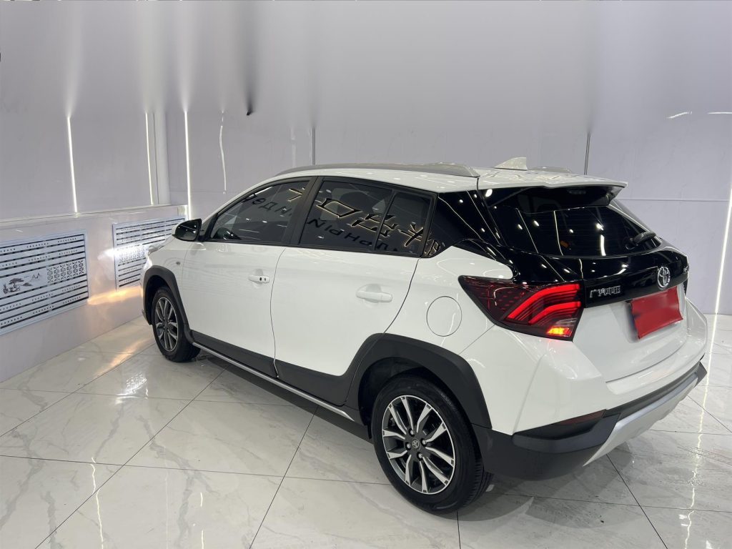 Toyota YARiS L 2022 Модель YARiS X 1.5L CVT Premium Edition - Huishida Trading