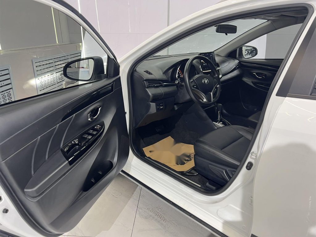 Toyota YARiS L 2022 Модель YARiS X 1.5L CVT Premium Edition - Huishida Trading