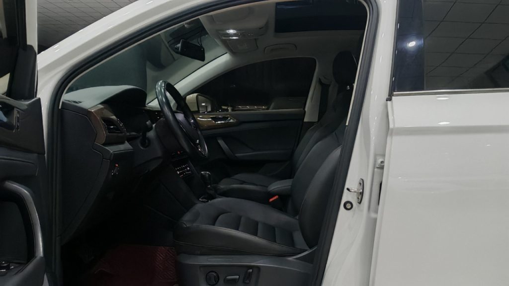 Volkswagen Tharu 2021 280TSI Two-Wheel Drive Luxury Edition PLUS - Huishida Trading