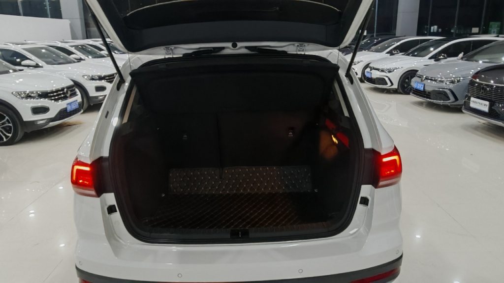 Volkswagen Tharu 2021 280TSI Two-Wheel Drive Luxury Edition PLUS - Huishida Trading