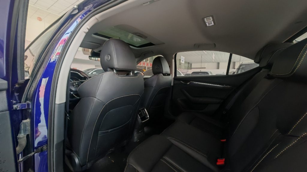 Skoda Octavia 2021 модельный год PRO TSI280 DSG Prestige Edition - Huishida Trading