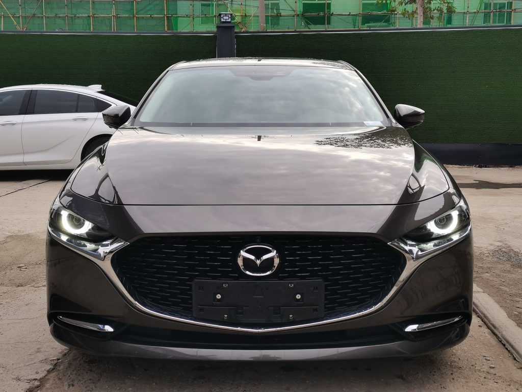 Mazda3 Axela Модель 2021 года, 2,0 л, автоматическая коробка передач, версия Premium Edition. - Huishida Trading