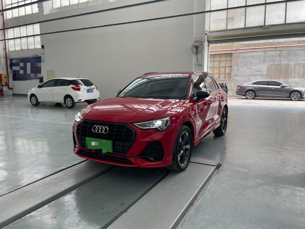 Audi Q3 2022 года 35 TFSI Sportline National VI - Huishida Trading