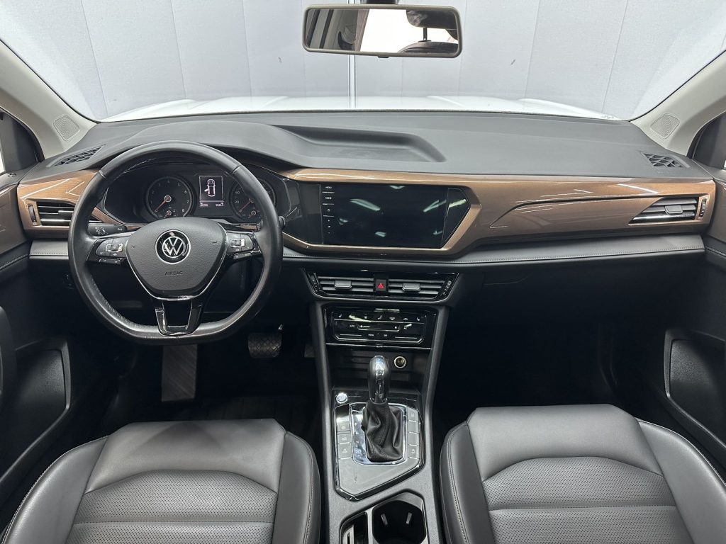 Volkswagen Tharu 2021 280TSI Two-Wheel Drive Luxury Edition PLUS - Huishida Trading