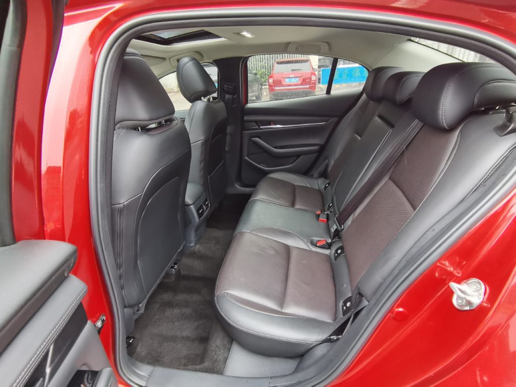 Mazda3 Axela Модель 2021 года, 2,0 л, автоматическая коробка передач, версия Elegance Edition. - Huishida Trading