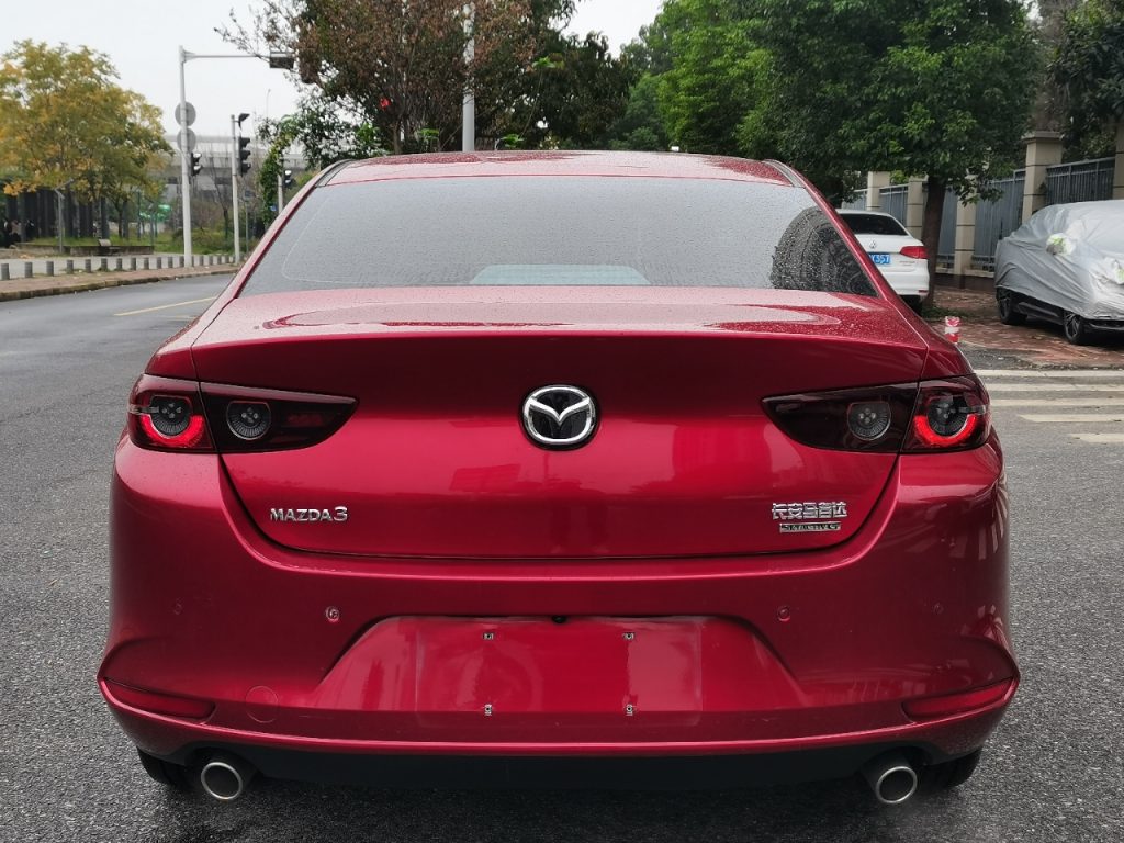 Mazda3 Axela Модель 2021 года, 2,0 л, автоматическая коробка передач, версия Elegance Edition. - Huishida Trading