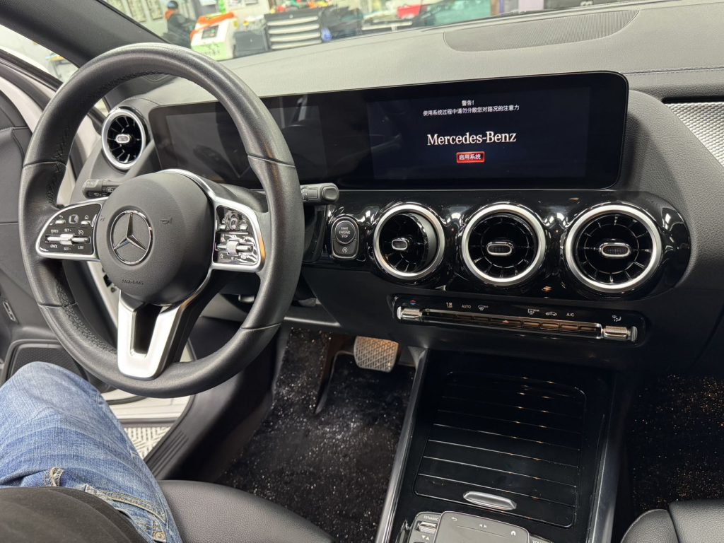 Audi Q3 2022 35 TFSI Sportline - Huishida Trading