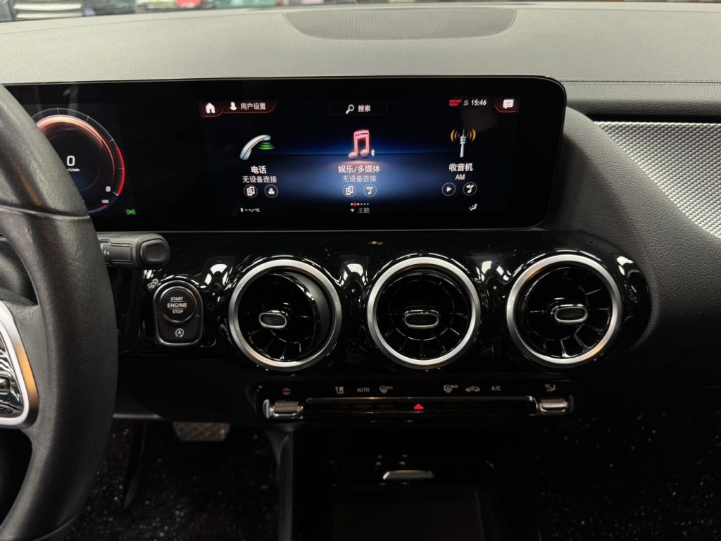 Mercedes-Benz GLA 2020 GLA 180 - Huishida Trading