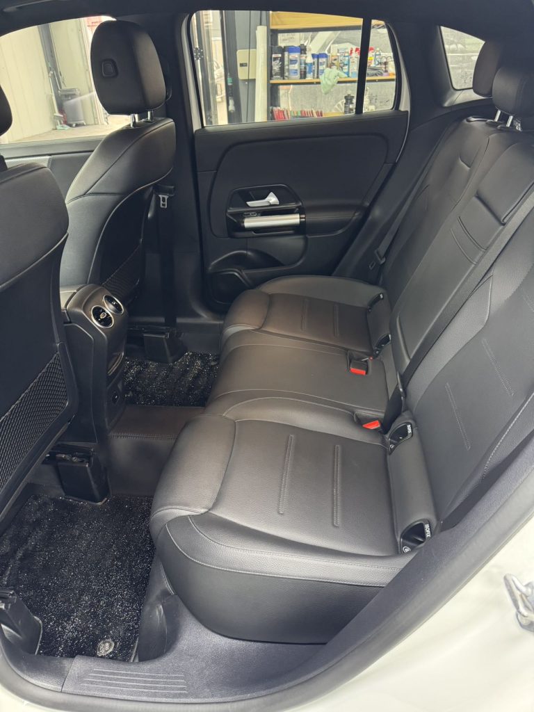 Mercedes-Benz GLA 2020 GLA 180 - Huishida Trading