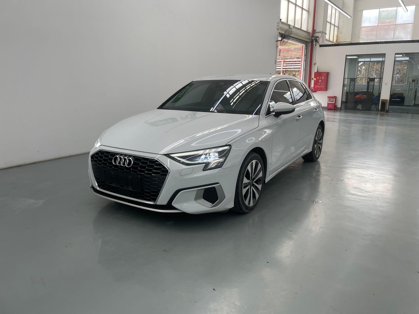 Audi A3  2021 Sportback 35 TFSI Ambition Plus