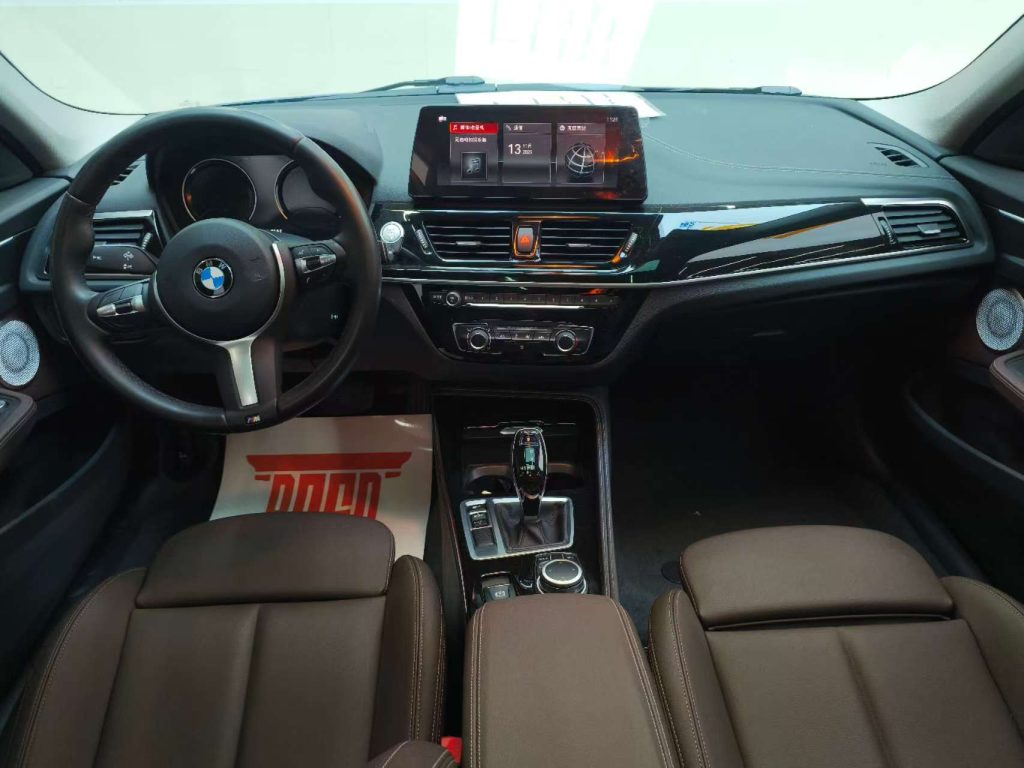 BMW 1 серии 2021 120i M Sport Night Edition National VI - Huishida Trading