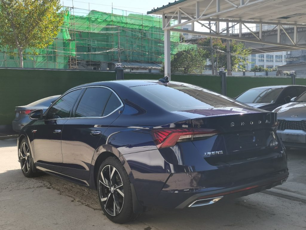 Skoda Octavia 2021 модельный год PRO TSI280 DSG Prestige Edition - Huishida Trading