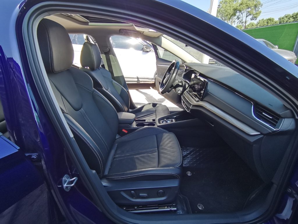 Skoda Octavia 2021 модельный год PRO TSI280 DSG Prestige Edition - Huishida Trading