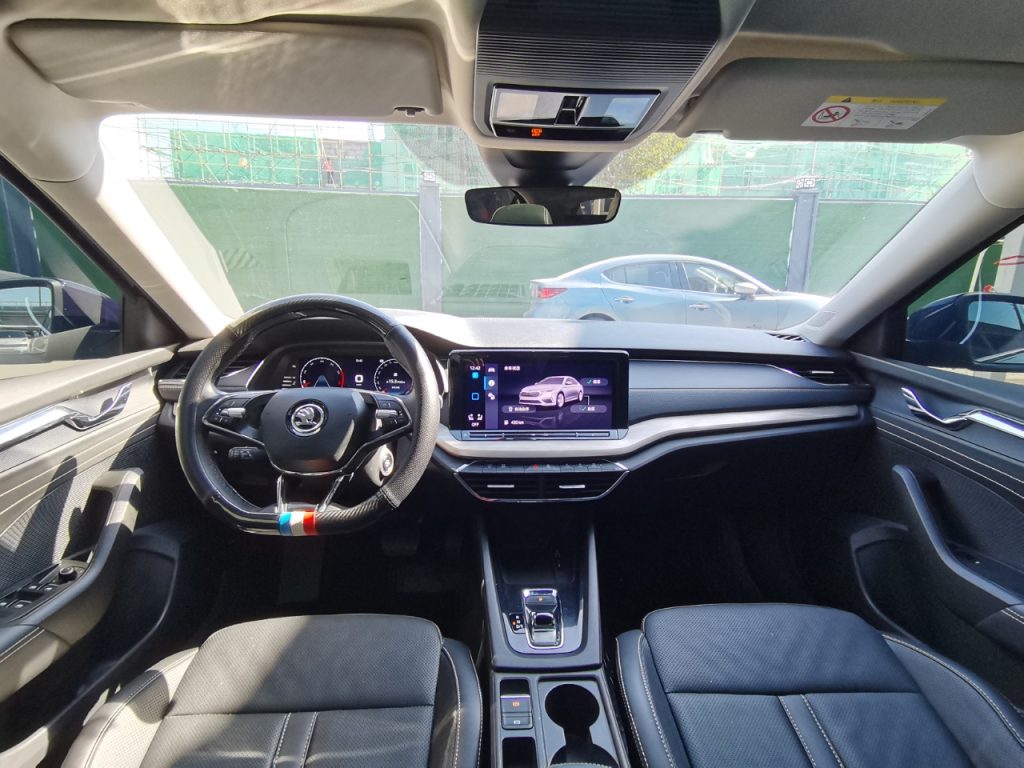 Skoda Octavia 2021 модельный год PRO TSI280 DSG Prestige Edition - Huishida Trading