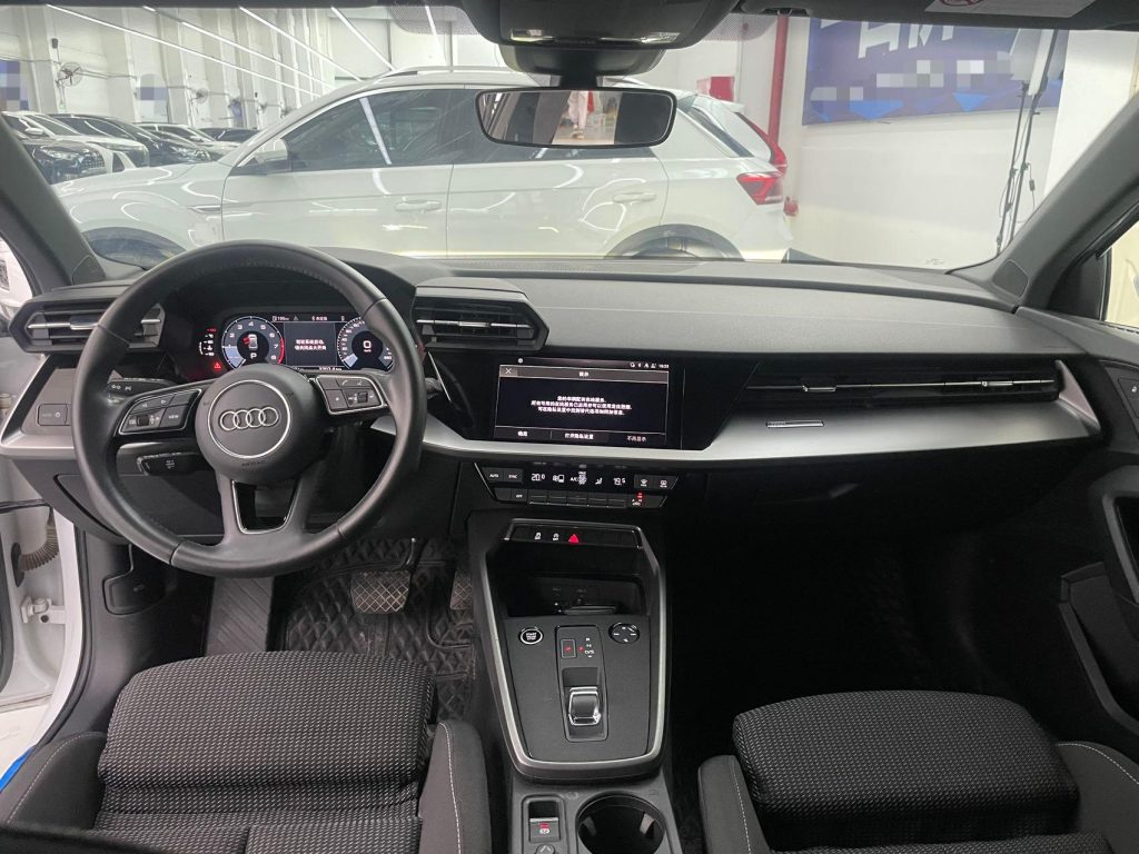 Audi A3 2022 A3L Limousine 35 TFSI Progressive Sport - Huishida Trading