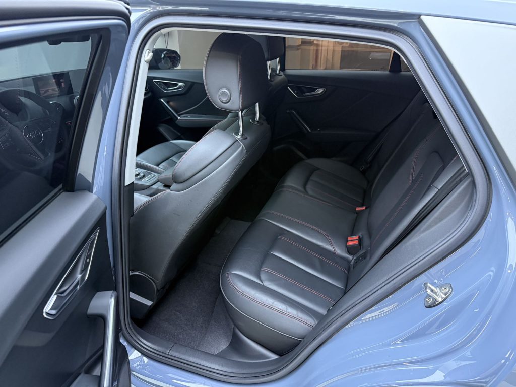 Audi Q2L 2022 Модель 35 TFSI RS Package Sport Edition - Huishida Trading