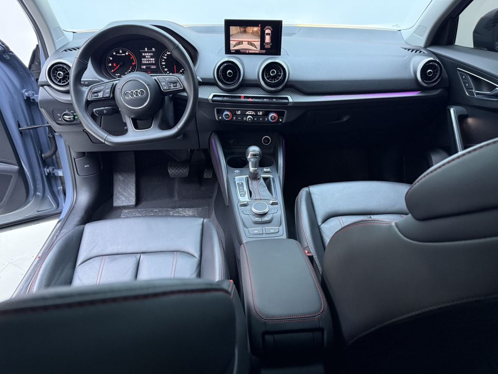 Audi Q2L 2022 Модель 35 TFSI RS Package Sport Edition - Huishida Trading